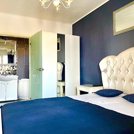 Apartament Cu 3 Dormitoare Jolie.M Galaţi Exterior foto