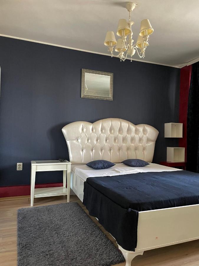 Apartament Cu 3 Dormitoare Jolie.M Galaţi Exterior foto