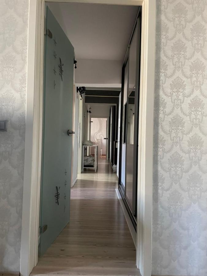 Apartament Cu 3 Dormitoare Jolie.M Galaţi Exterior foto